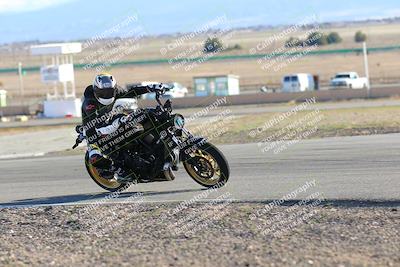 media/Feb-05-2023-Classic Track Day (Sun) [[c35aca4a42]]/Group 3/session 4 turn 4/